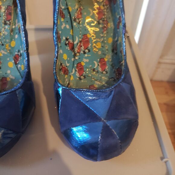 Irregular Choice Chunky Platform Heels blue suede and blue Lamé
Size 37
Preowned - Picture 2 of 6